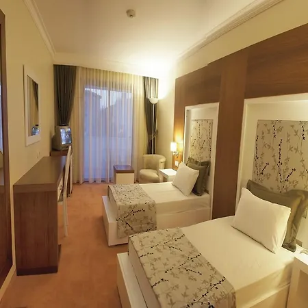 Sentinus 4* Kusadası