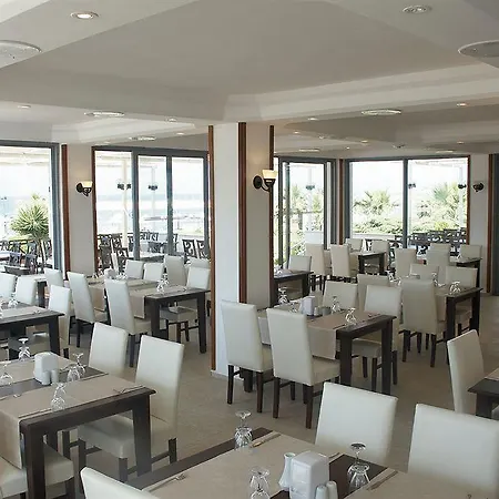 Hotell Sentinus 4*