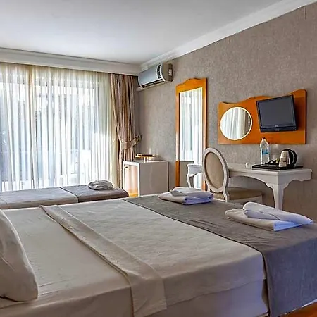 Sentinus Отель 4*