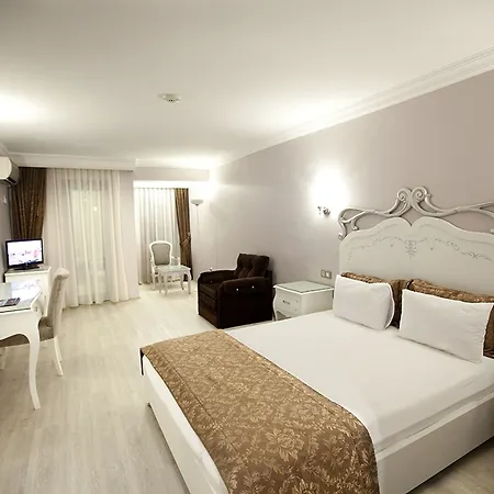 Sentinus Hotel
