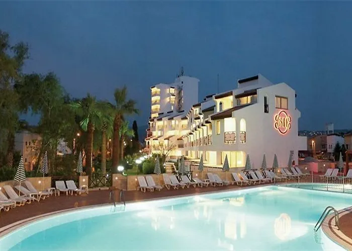 Sentinus Ξενοδοχείο Κουσάντασι